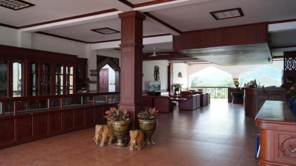 Vansana Hotel Vang Vieng Bagian luar foto